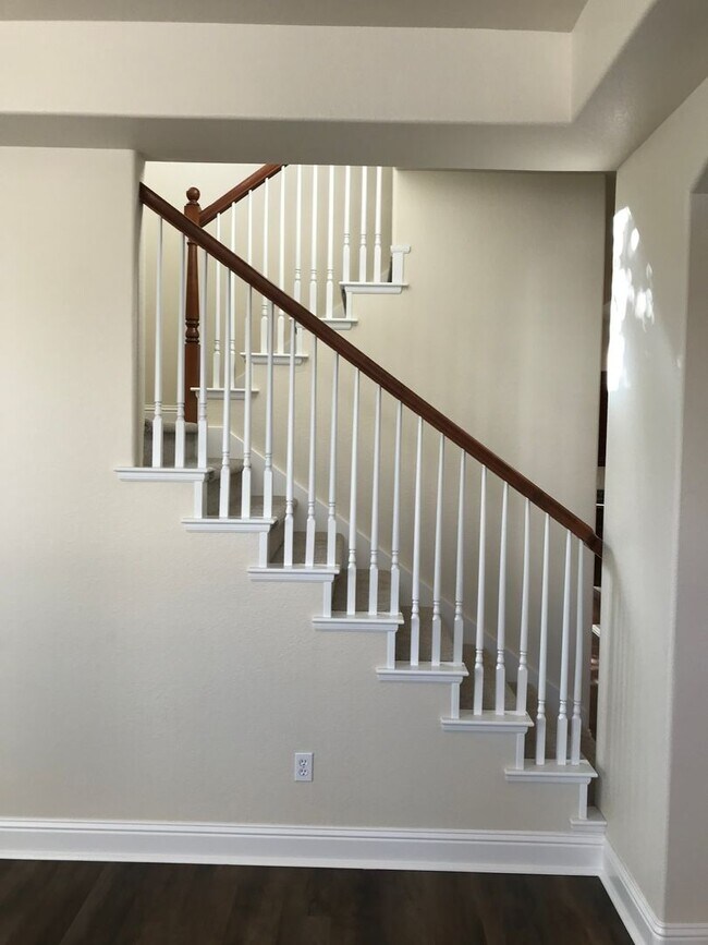 Building Photo - Two Story Home in Somersett Vue Community