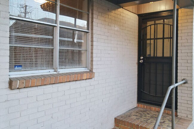 Building Photo - 8047 2nd Ave S