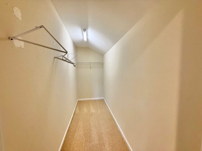 Building Photo - 1140 Litchborough Way