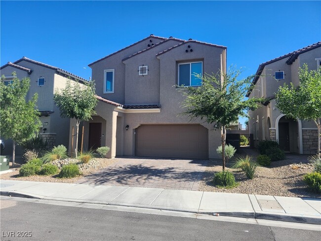 Primary Photo - 9897 W Oleta Ave