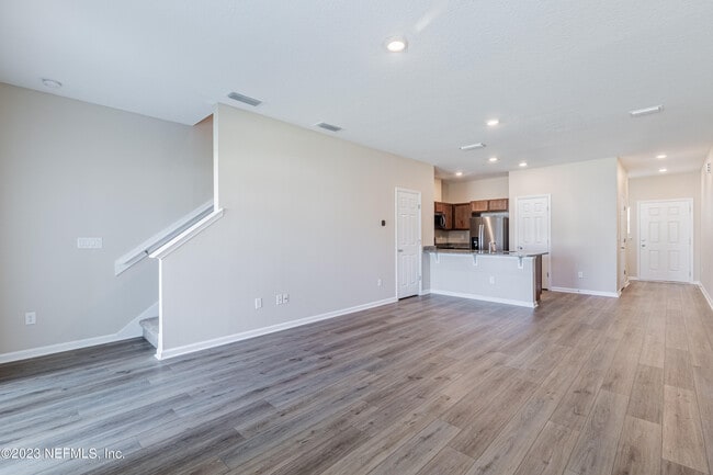 Building Photo - 9833 Fiddleback Ln