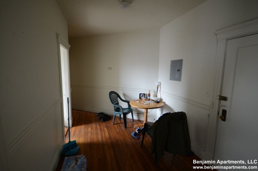 Building Photo - 1350 Commonwealth Ave