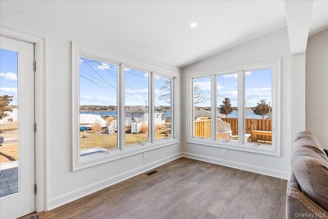 Building Photo - 73 W Tiana Rd