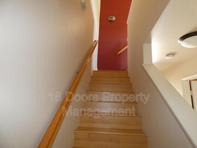 Building Photo - 2203 Howard Ave