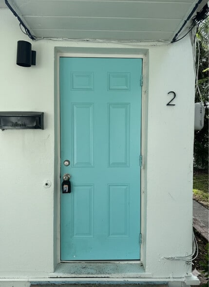 Primary Photo - 178 E 27th St