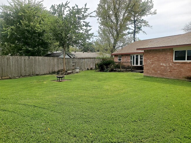 Building Photo - 11210 Monique Dr