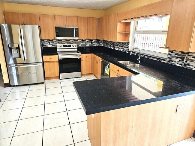 Building Photo - 11025 SW 156th Pl