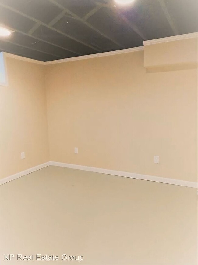 Building Photo - Charming 3-Bedroom Home with Large Yard – $1,540/month!