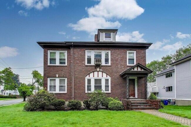 Primary Photo - 129 Oxford Rd