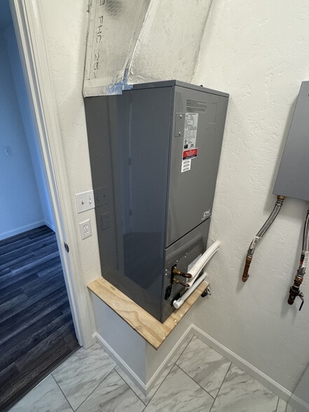 Building Photo - 8440 E Greg Ct