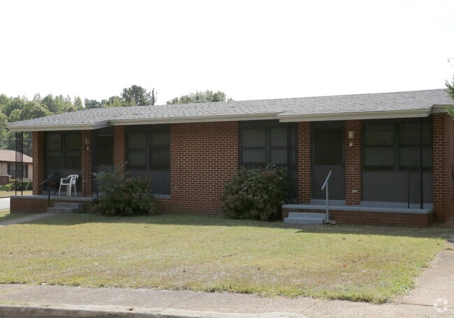 Building Photo - Auburn Homes