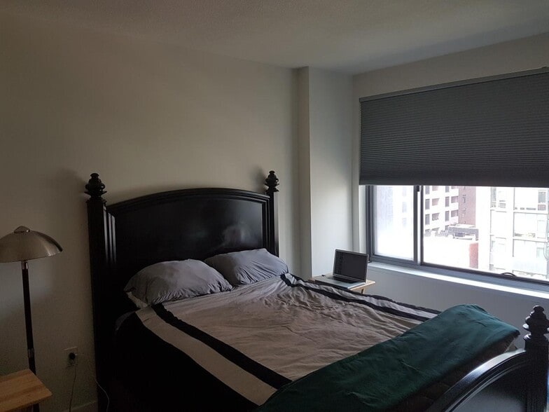 Building Photo - 475 K St NW