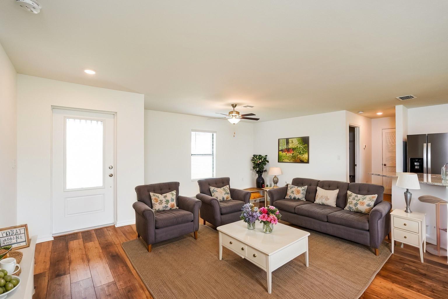 Building Photo - 402 NW 11th St