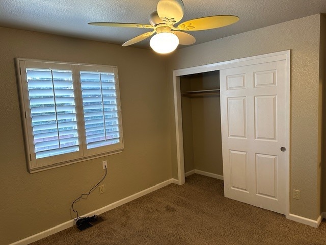 Building Photo - Modesto 5 Bedroom 3 Bathroom with a Pool