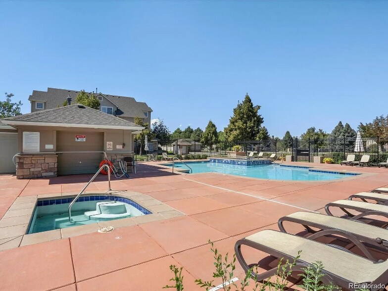 Building Photo - 1509 S Florence Ct