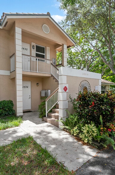 Building Photo - 11492 NW 45th St