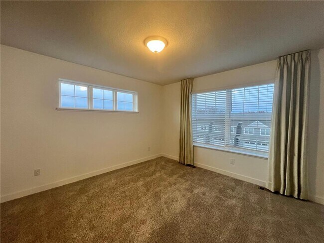 Building Photo - 3045 125th Ln NE