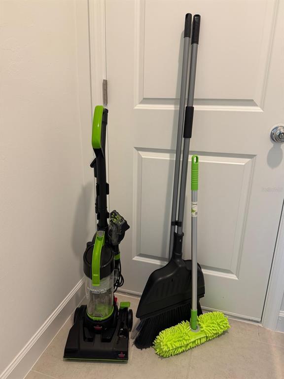 Building Photo - 7111 E Pine Pkwy