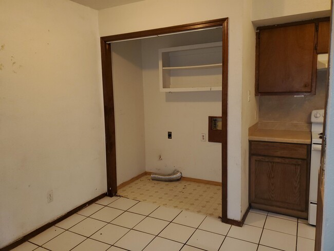 Building Photo - 3114 Forestridge Dr.