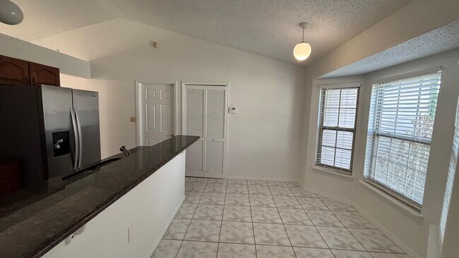 Building Photo - Nice looking home in Ocoee inside Sawmill community!!!