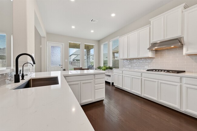 Building Photo - 4018 Martin Ridge Dr