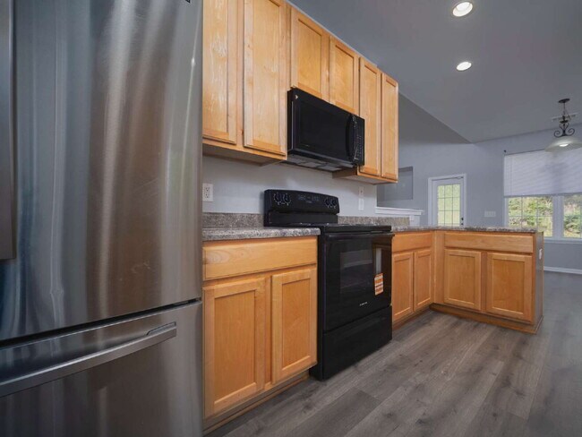 Building Photo - 1030 Boxelder Ln