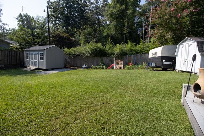 Building Photo - 4112 Spring Hill Road