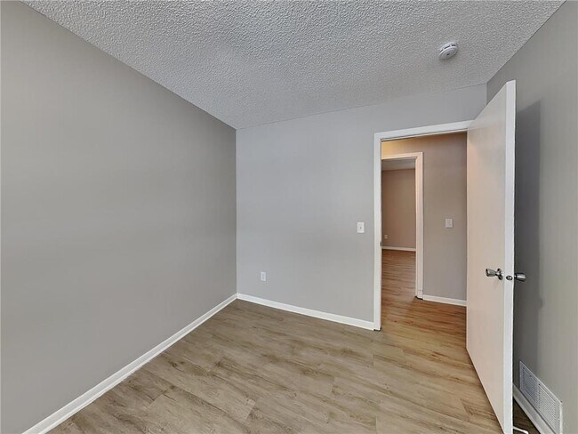 Building Photo - 8301 Thomas Ave N