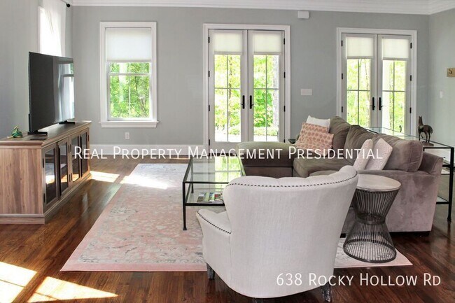 Building Photo - 638 Rocky Hollow Rd
