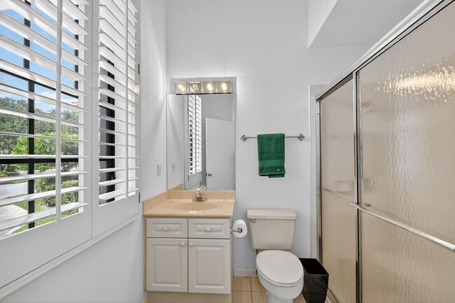 Building Photo - 4553 Barclay Fair Way
