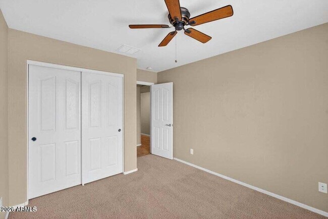 Building Photo - 42059 W Cheyenne Dr