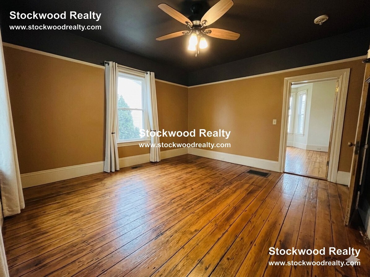 Building Photo - 36 Spring Garden St