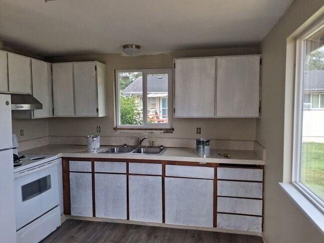 Building Photo - BD1124