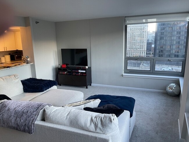 Building Photo - 440 N Wabash Ave