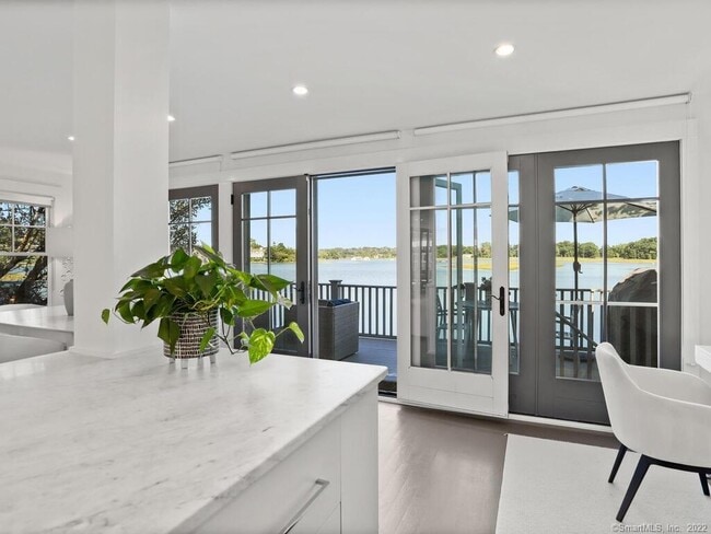 Building Photo - 199 Hillspoint Rd