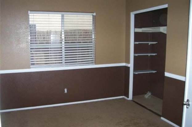 Building Photo - 29664 Woodlands Ave