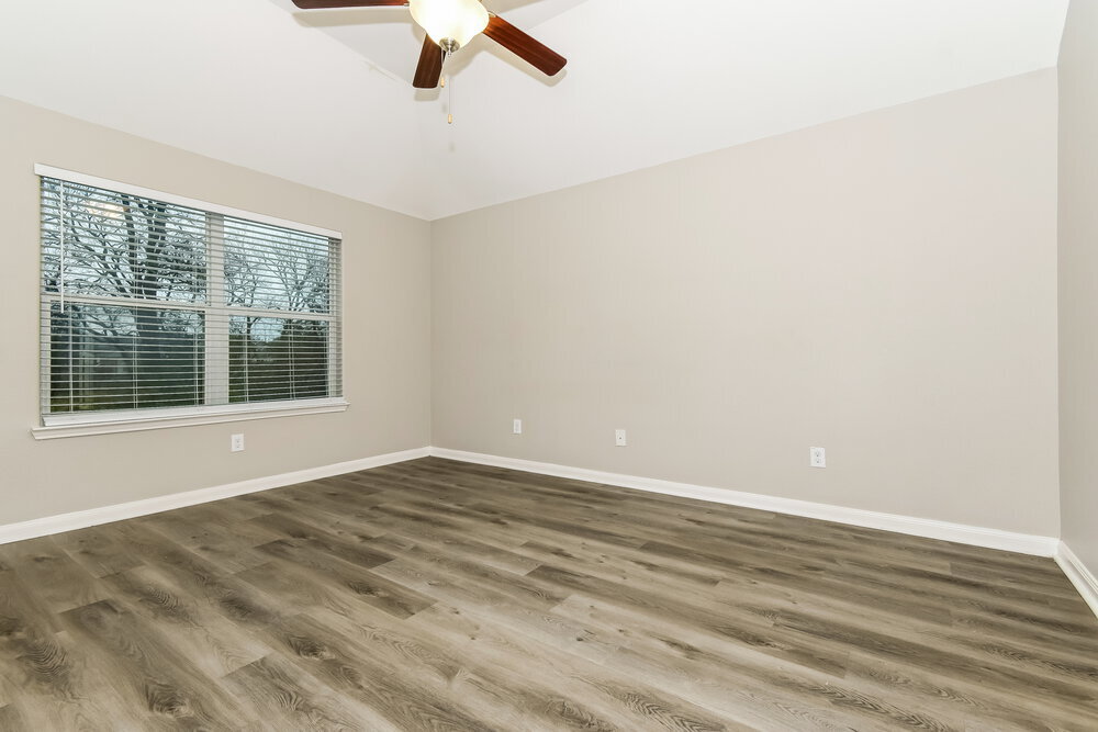 Building Photo - 1613 Mesquite Ln