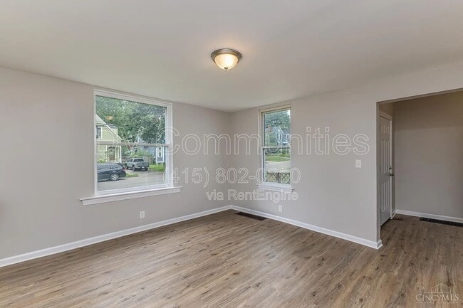 Building Photo - 4604 Glenshade Ave