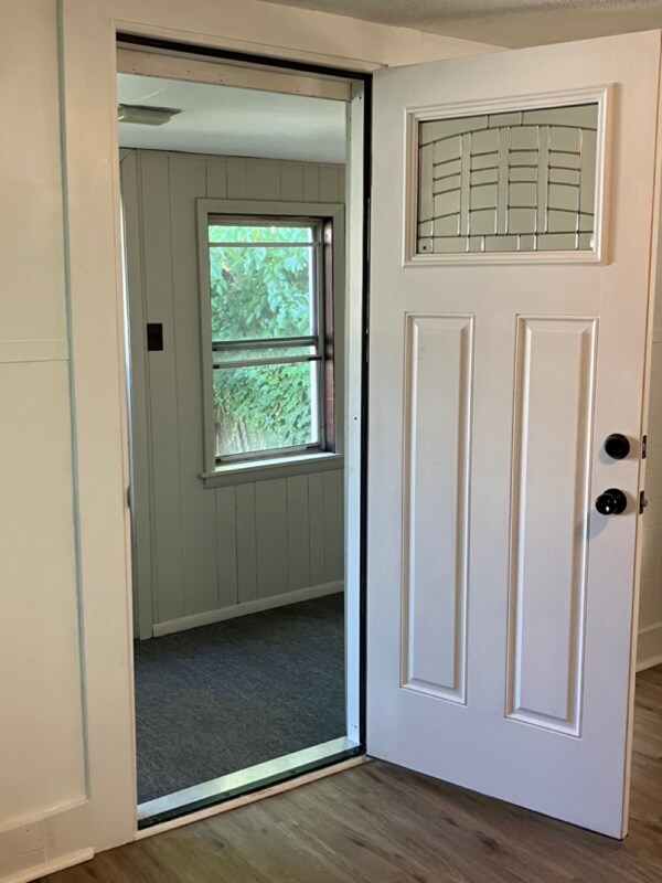 Building Photo - 1130 Blair Ave