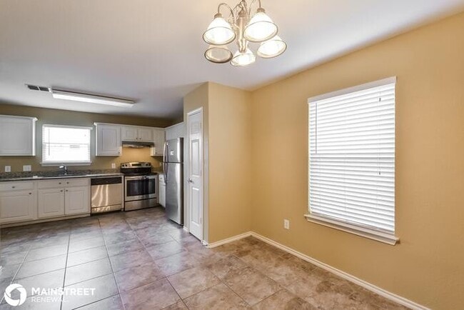 Building Photo - 5502 Hidden Canyon, San Antonio, TX 78252