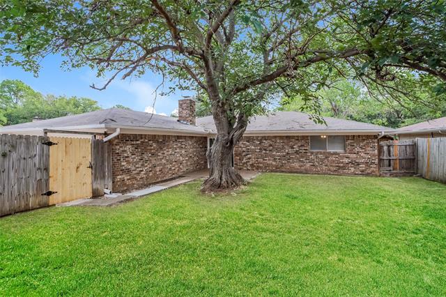 Building Photo - 512 Pine Bluff Dr