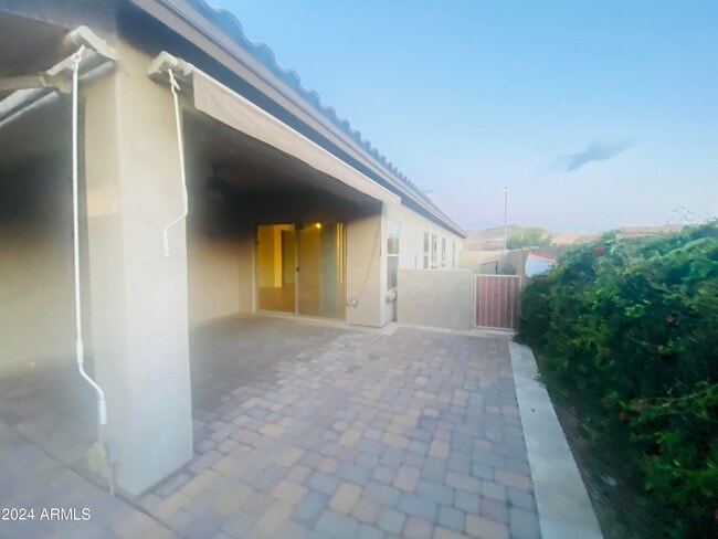 Building Photo - 5230 W Redbird Rd