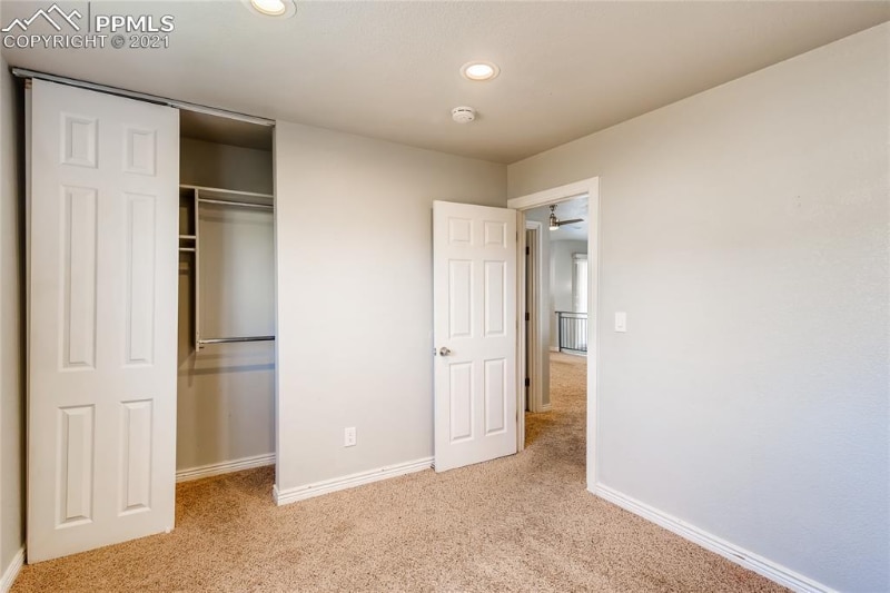Building Photo - 3108 Moonbeam Cir S
