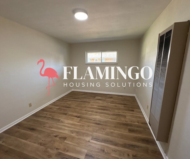 Building Photo - 428 Kling Dr