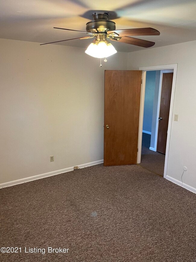 Building Photo - 2624 Longview Ave