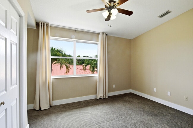 Building Photo - 101 Mill Pond Ln