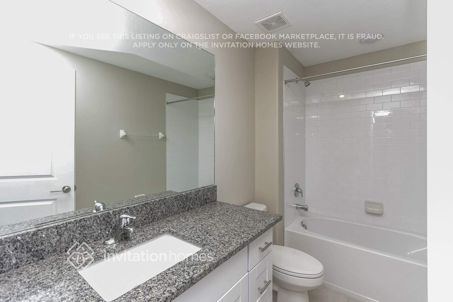 Building Photo - 8638 41st Ave E