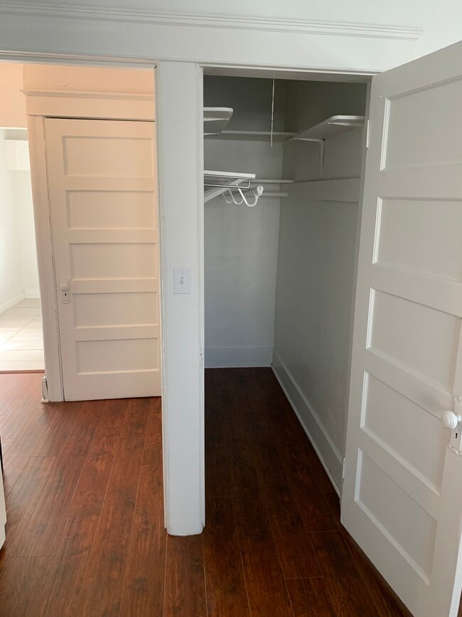 Hall and Master bedroom closet - 4600 Melbourne Ave