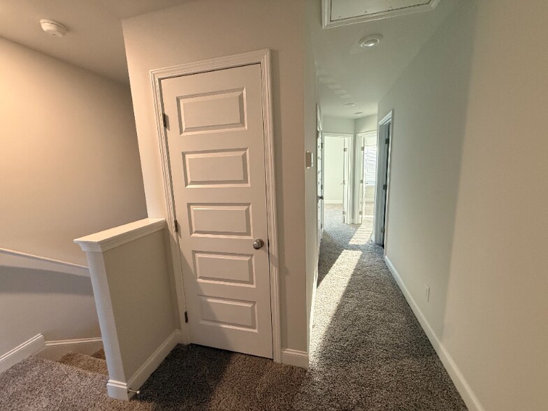 Building Photo - 88 Dorsey Dr