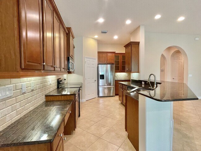 Building Photo - 3+ Bedroom quality built home in desirable...